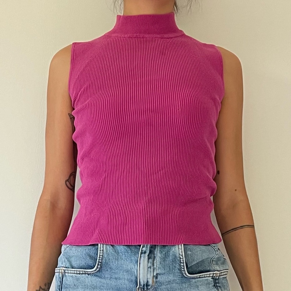 Cable & Gauge Vintage Pink Silk Mock Neck Sleeveless Ribbed Top